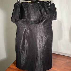 OML, sz! Small, strapless, simple black textured formal dress